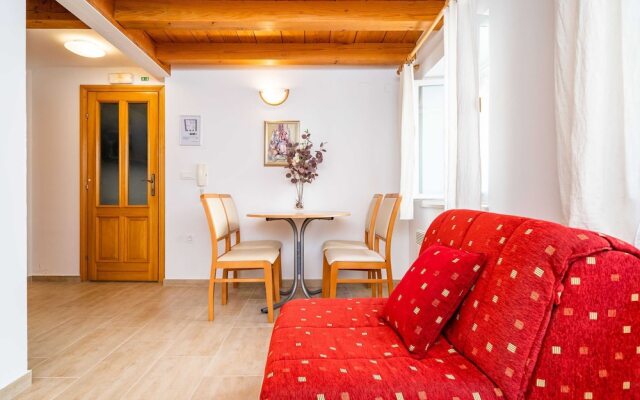 Apartment Ribambit