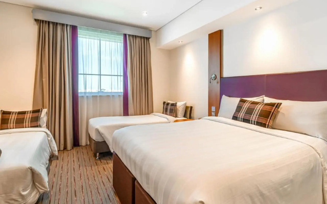 Premier Inn Abu Dhabi Airport (Business Park)