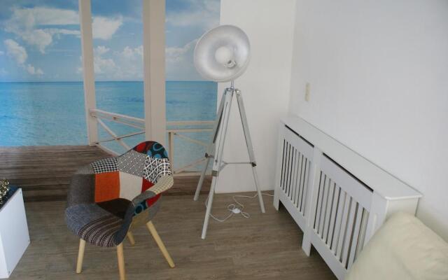 Oasis Apartment
