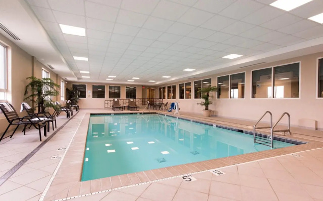 Holiday Inn Express Hotel & Suites Greenwood by IHG