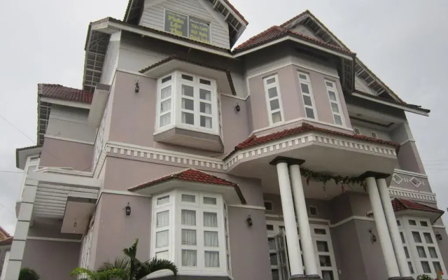 Phuc Loc Tho Hotel