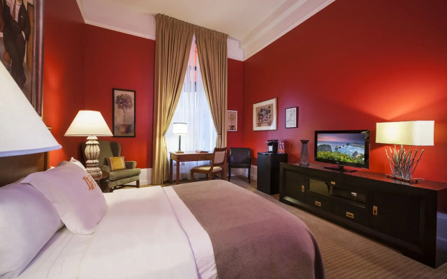 LHotel Montreal