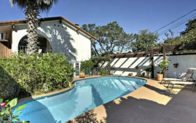 The Lakehouse Bed & Breakfast