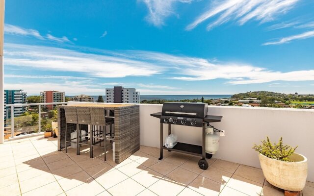 The Crest Penthouse 902