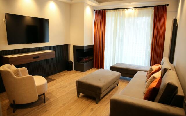 Amorium Wooden Stone House