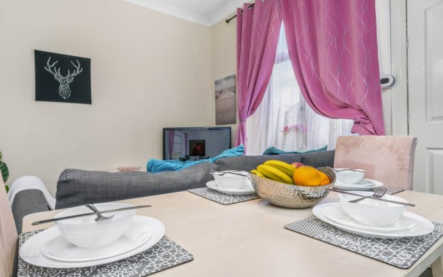 One Bedroom Apartment by Klass Living Serviced Accommodation Bellshill - Elmbank Street Apartment with WIFI  and Parking