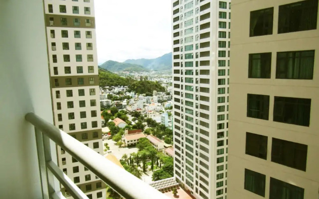 Sea Moon Apartment