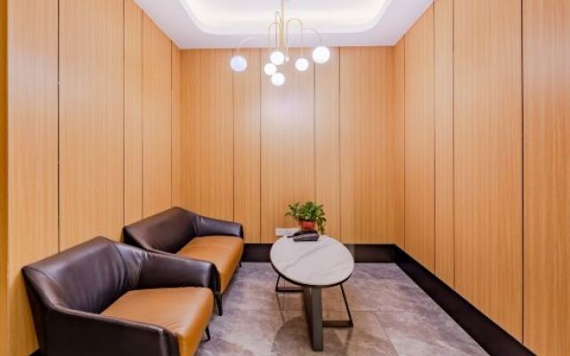 Orange International Hotel (Anqing 7th Street)