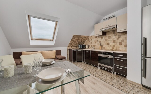 Semaforowa Apartment Wroclaw by Renters