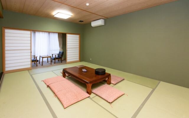 Oyo Ryokan Tsuki No Niwa Bandai Atami Onsen