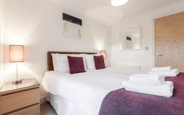 Roomspace Apartments -Sandfield Court