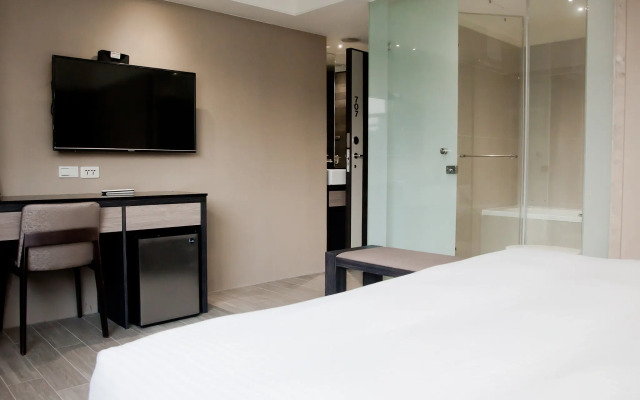 KDM Hotel