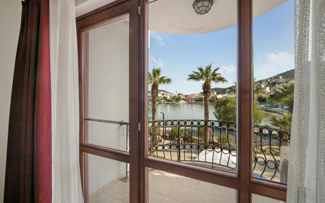Fora Apart Hotel