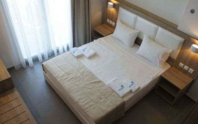 Finikas Garden Beach Resort Nikiti