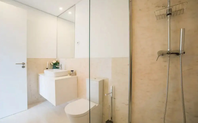 Principe Real Lightful Apartment
