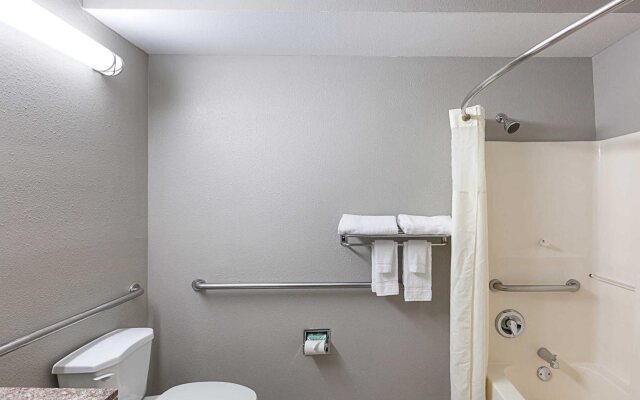Quality Inn Mesquite - Dallas East