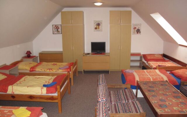 Lika (ULJ110)