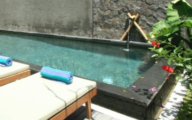 The Puri Shanti Villas