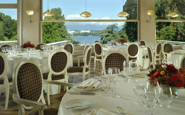 Restaurant-Hotel Du Parc Des Eaux-Vives