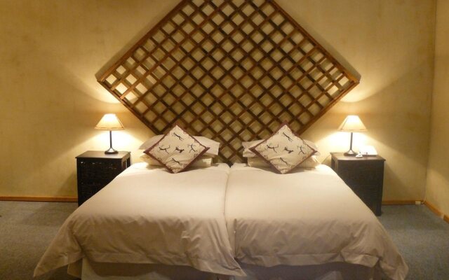 Klawer Hotel & Margo's Restaurant