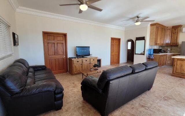Casa Evita 4 Bedroom Beachfront Home