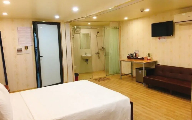 Babylon Ha Long Hotel