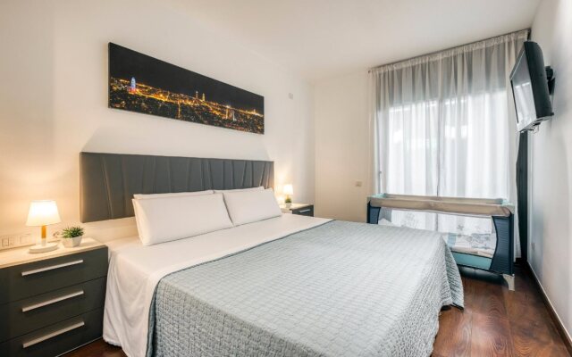 Bas Apartments Gracia