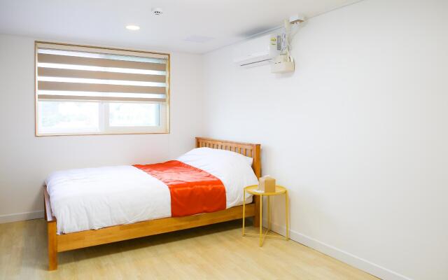 Yang Yang Timi House Pension