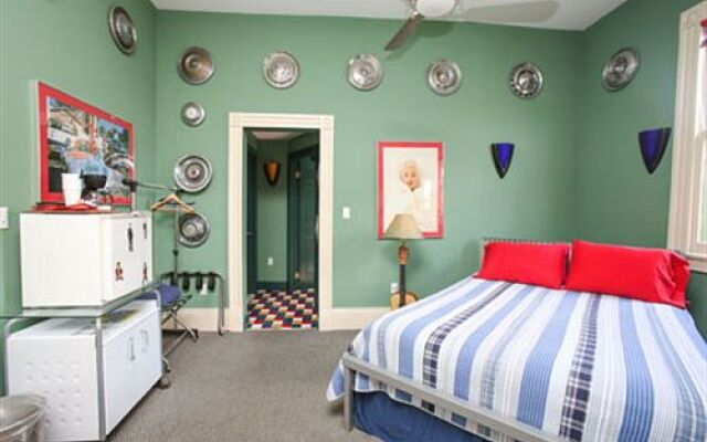 The Lookout Inn of New Orleans