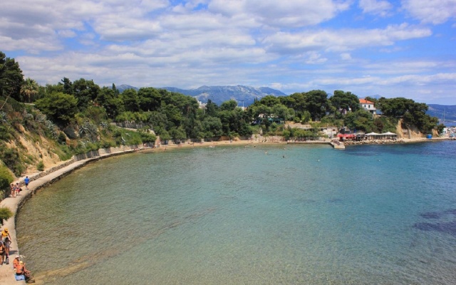 Studio apartment Edvard - garden terrace : SA1- zeleni  Split, Riviera Split