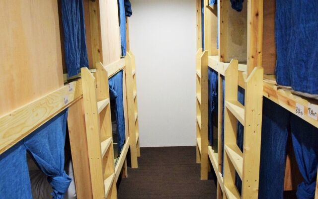 Hiroshima Hostel EN