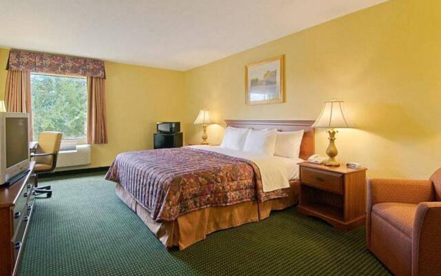 Regency Inn & Suites