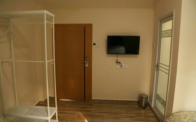 Jiaochangwei Fengchao Guesthouse
