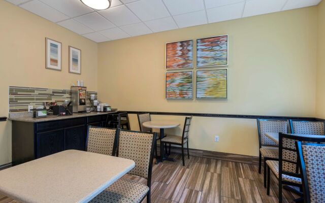 Spark by Hilton Orlando near SeaWorld