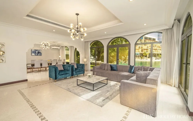 LUX Holiday Home - Frond P 1