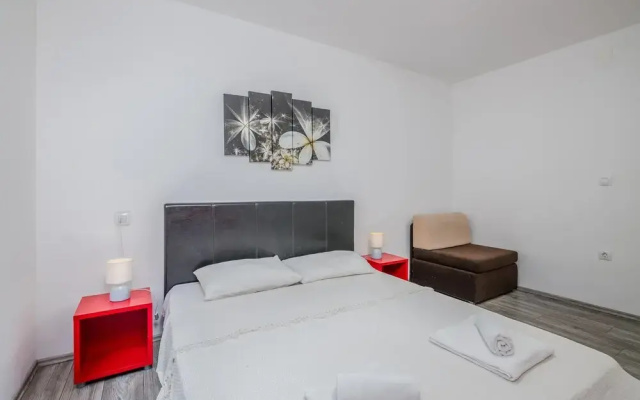 Nice Apartment in Vrbnik With 1 Bedrooms and Wifi