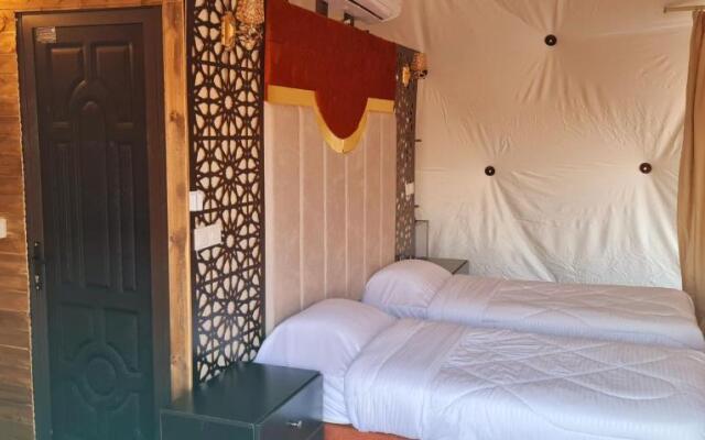 Hasan Zawaideh Luxury Camp 2