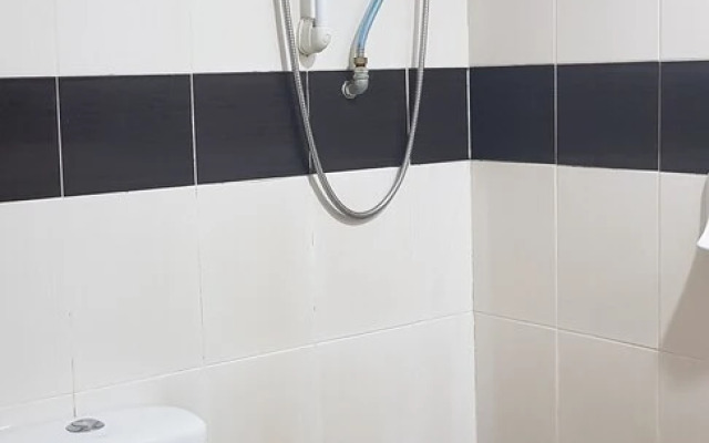 OYO 277 Hotel Shangg