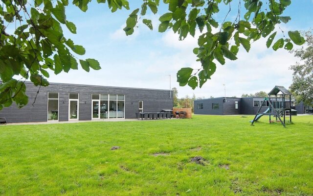 14 Person Holiday Home in Glesborg-by Traum