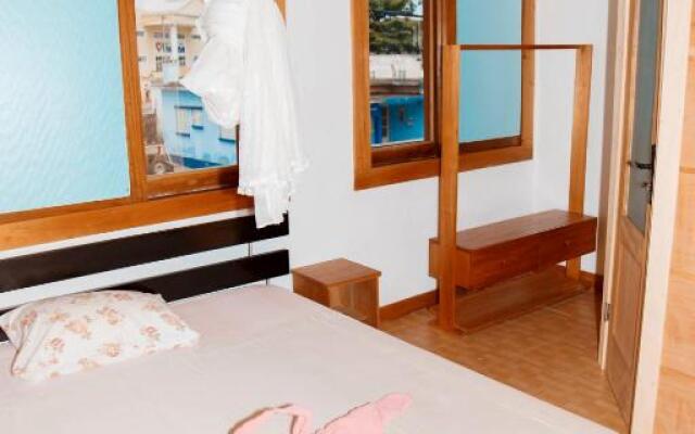 Bed & Breakfast Albergria Porcelana