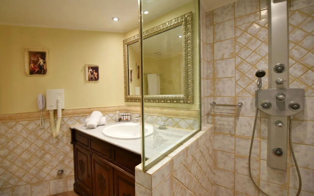 Angelica Boutique Hotel