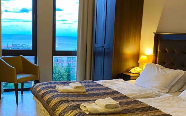 Hotel Royal Beach 5 Premium - Central Sea View C8