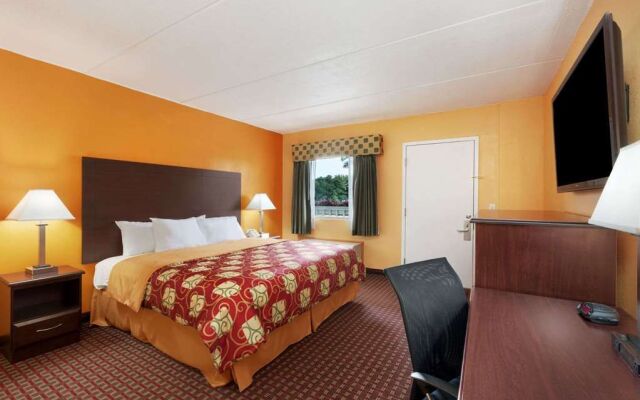 Days Inn Queensbury/Lake George