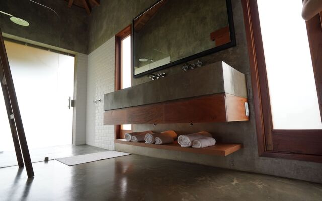 Hermosa-Hills Luxury Villas