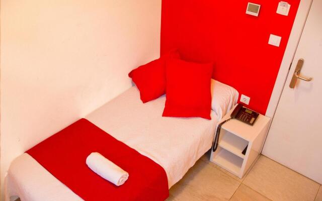 Nest Style Granada Hotel