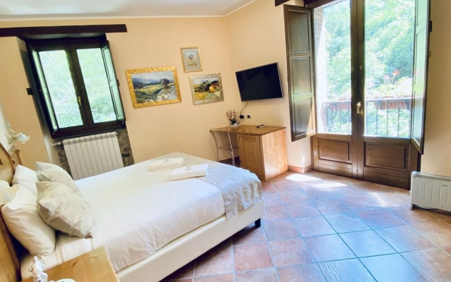 Campagna Waterfalls View Suites