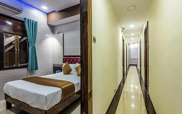 Hotel Plaza Mumbai