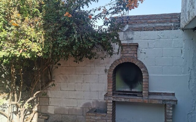 Comfortable House With Excellent Location Come to Gomez