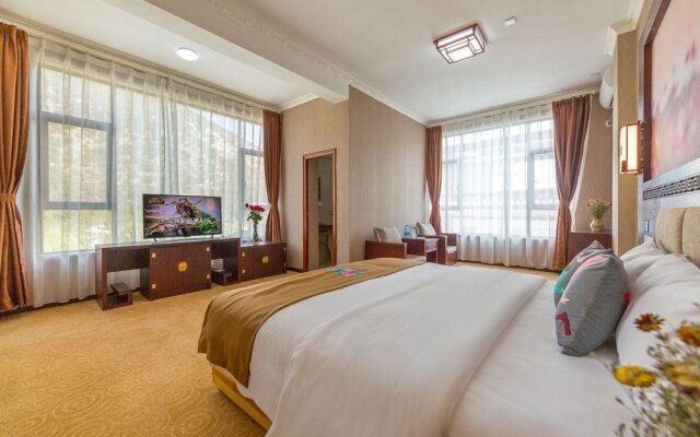 Pai Hotel Lijiang Heilongtan Park Branch
