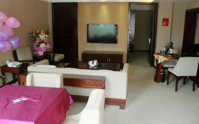 Biway Fashion Hotel - Puyang Daqing Road Branch